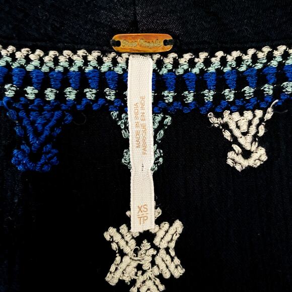 Free People Peasant Dress Embroidered Black Long Sleeve Ornament Snow - XS - Picture 4 of 4